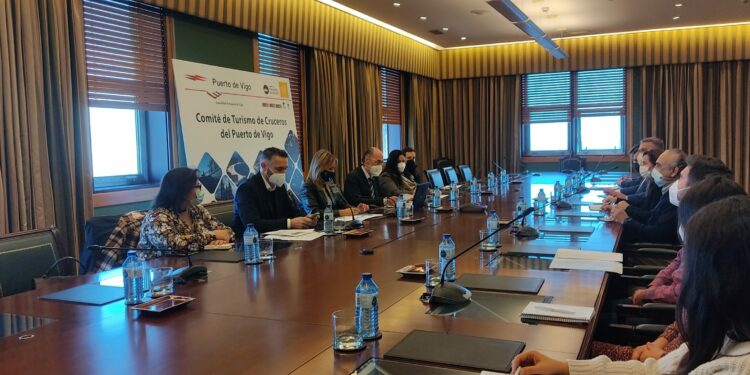 Primer encuentro del comité de turismo de cruceros de Vigo