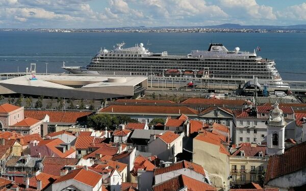 Puerto de Lisboa cifra en 115 mil pasajeros atendidos en 2021