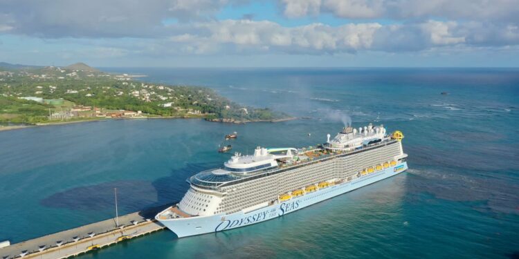 Puertos dominicanos registran fuerte repunte en llegada de cruceros - Noticias de turismo