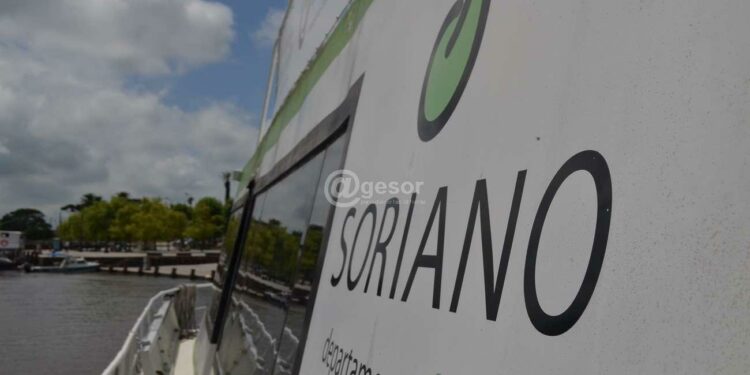 La Secretaría de Turismo de la Intendencia de Soriano reanuda los viajes programados en el catamarán