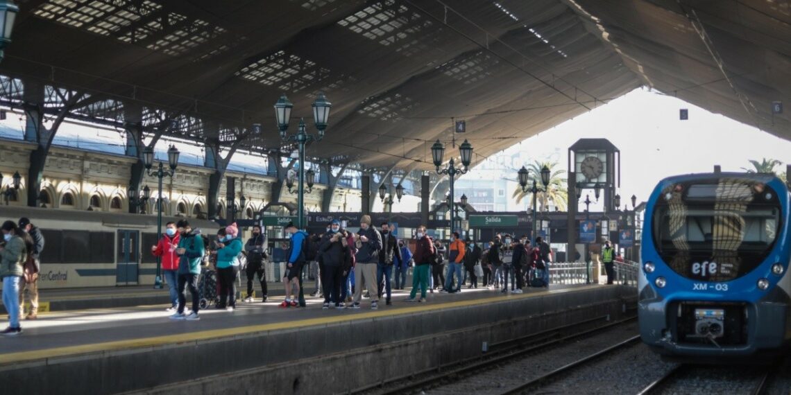 Santiago Fase 3 Preparación | ¿Se puede viajar a otra región? Conoce qué necesitas para viajes interregionales