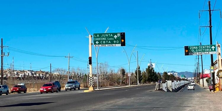 Sin semáforos en seis cruceros de Cuauhtémoc