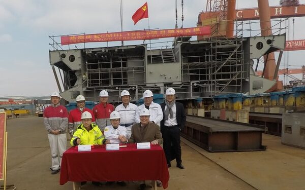 SunStone Ships celebra colocación de quilla del Ocean Albatros