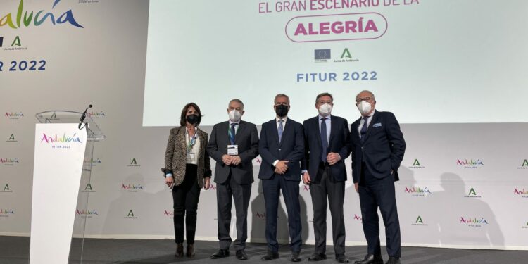 Suncruise Andalucía presenta en Fitur su estrategia promocional para potenciar el turismo de cruceros