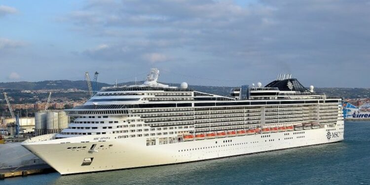 Suspenden arribo de crucero a Limón por brote de Covid-19: Autoridades discutirán apertura