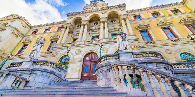 VB, Avoris, Corte Ingls y Gestora de Viajes pujan por gestionar los viajes del Ayuntamiento de Bilbao