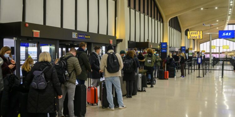 Viajeros encuentran manera de evadir la prueba de COVID-19 requerida en viajes internacionales – Telemundo San Diego (20)