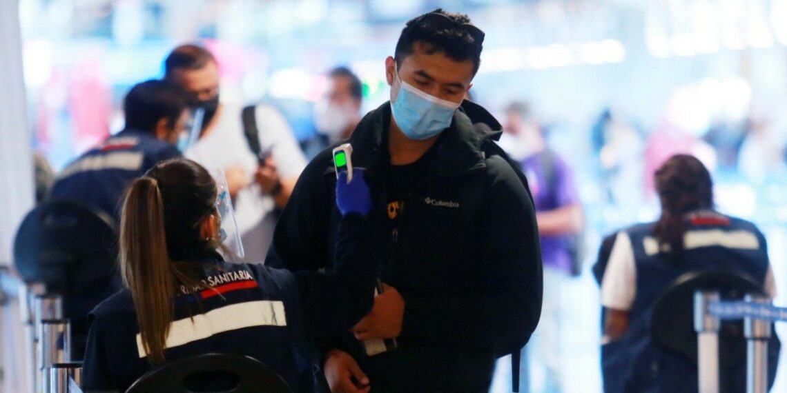 Viajes Interregionales | ¿Cuáles son los requisitos para viajar en avión dentro de Chile?