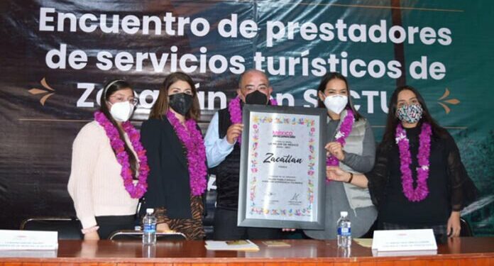 Vienen cosas mejores para que Zacatlán se consolide como uno de los mejores destinos turísticos de Puebla: Sectur