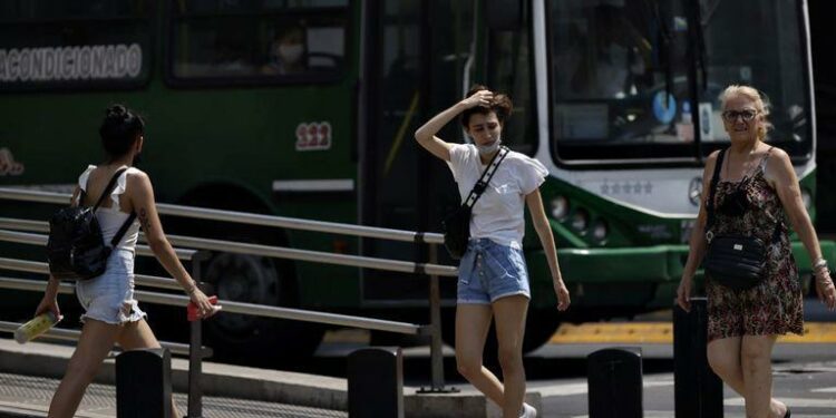 En la ciudad hoy se registró la segunda temperatura más alta de la historia, 41,5°C; el 29 de enero de 1957 fue la primera, 43,3°C