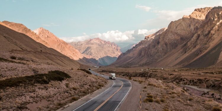un viaje al montañoso oeste argentino