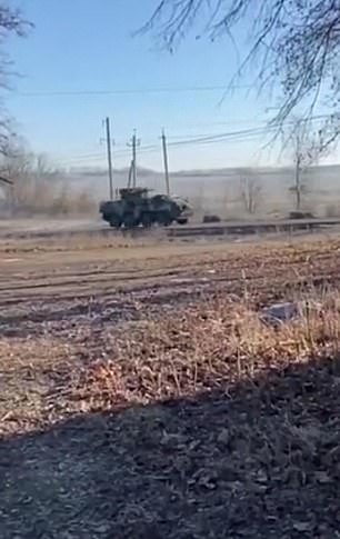 Las fuerzas rusas fueron vistas llegando a Kharkiv, en el este de Ucrania, esta mañana.