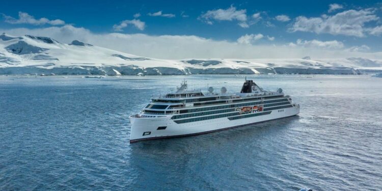 Conoce los cruceros Viking que ofrecerán expediciones a la Antártida