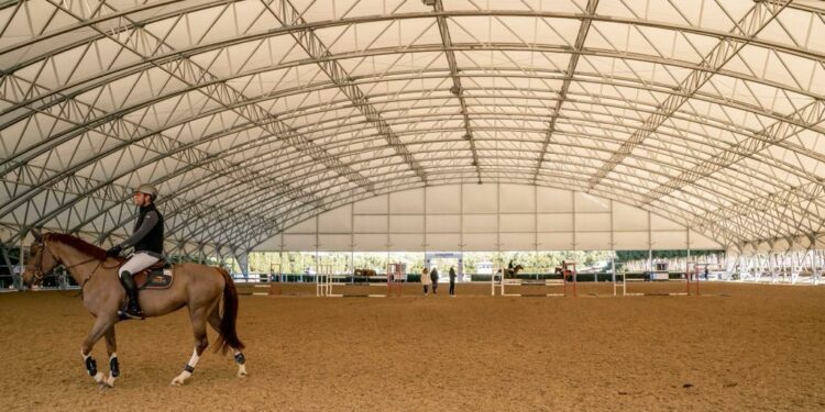 2250 caballos y 750 jinetes llegan a Montenmedio para la 'Andaluca Sunshine Tour'