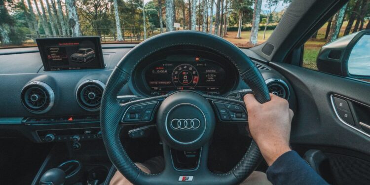 El cruise control es un sistema que nos ayuda a que los viajes no sean tan cansados.