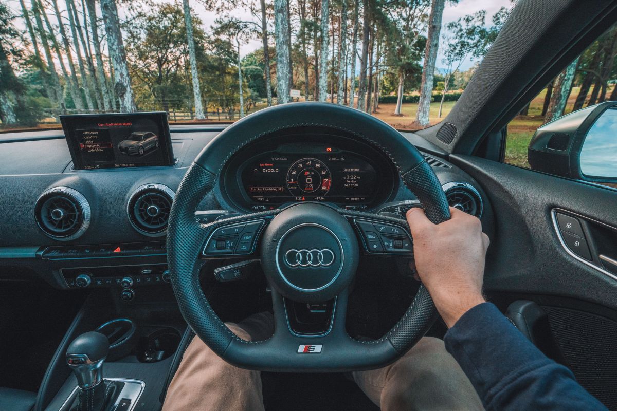 El cruise control es un sistema que nos ayuda a que los viajes no sean tan cansados.