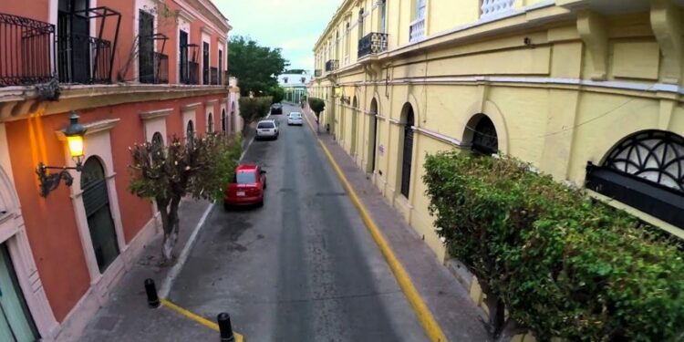 A cuidar mucho al destino y darle valor al Centro Histórico, pide Guzmán Reynaud 