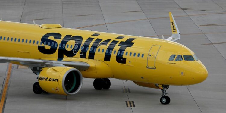 Aerolínea controlada por dueños de JetSmart compra Spirit y crean gigante de compañías de low cost en EEUU