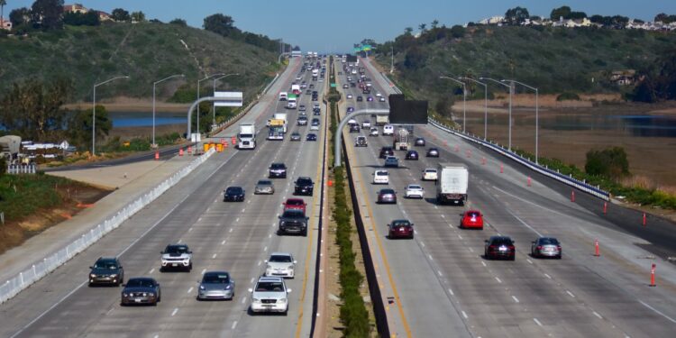 Agregan más carriles HOV en la I-5 en San Diego – Telemundo San Diego (20)