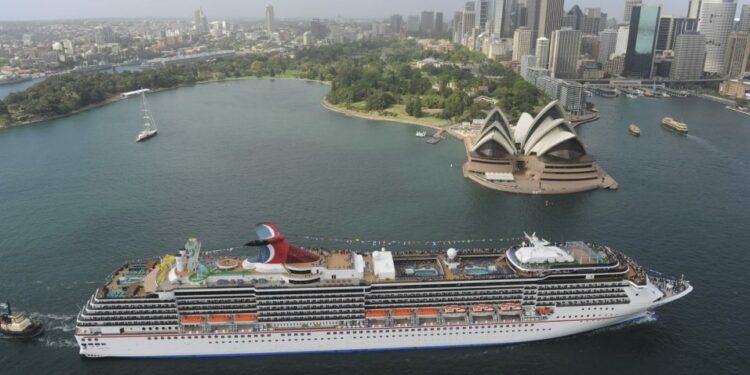 Australia extiende prohibición de cruceros hasta abril