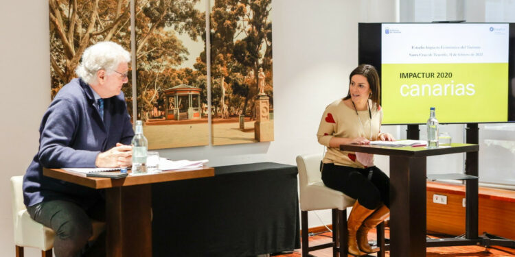 Canarias prevé lograr este año el 90% de la actividad turística de 2019