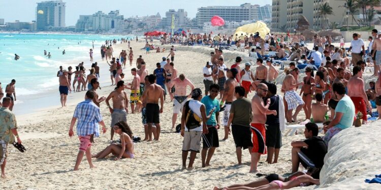 Cancún prevé la llegada de 15,000 springbreakers