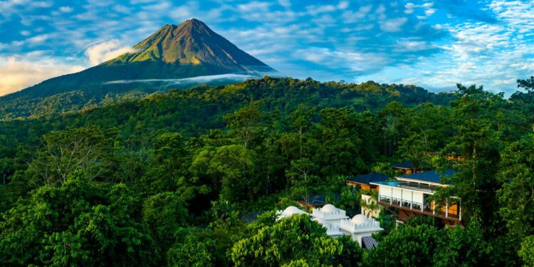 Costa Rica saca provecho del ‘turismo de revancha’: los viajes postergados por la pandemia