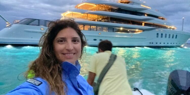 De oficinista en La Plata a recorrer el mundo en verdaderas mansiones flotantes