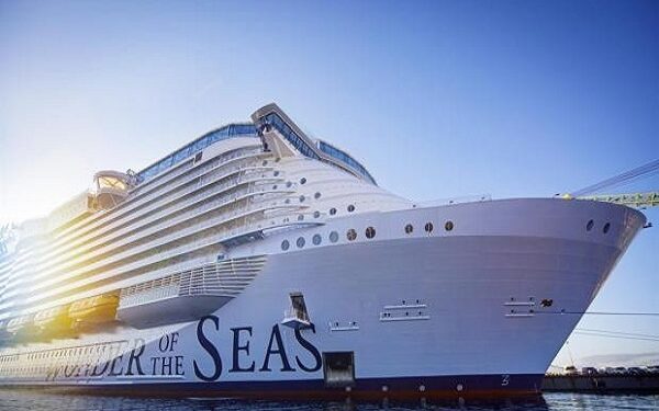 El Puerto de Cádiz recibirá el crucero más grande del mundo