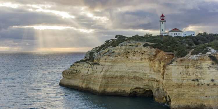 La costa de nuestros vecinos ib