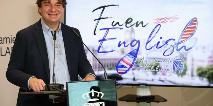 Fuenlabrada lanza un programa municipal de viajes para aprender inglés destinado a estudiantes de entre 12 y 18 años