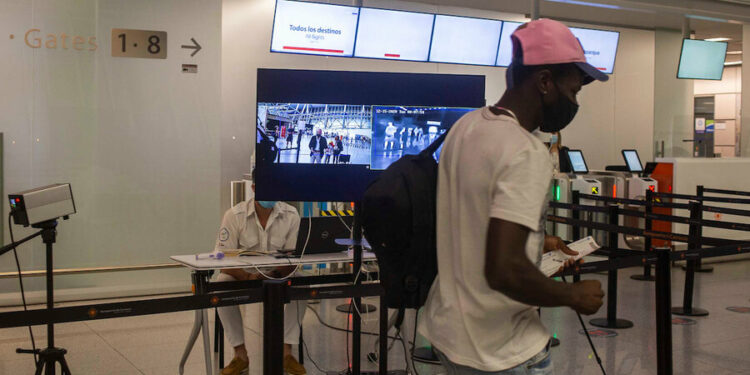 imagen de Hubo unos 45.000 viajes al exterior en enero; agencias tienen lento “resurgir” y aerolíneas siguen todavía “convalecientes”