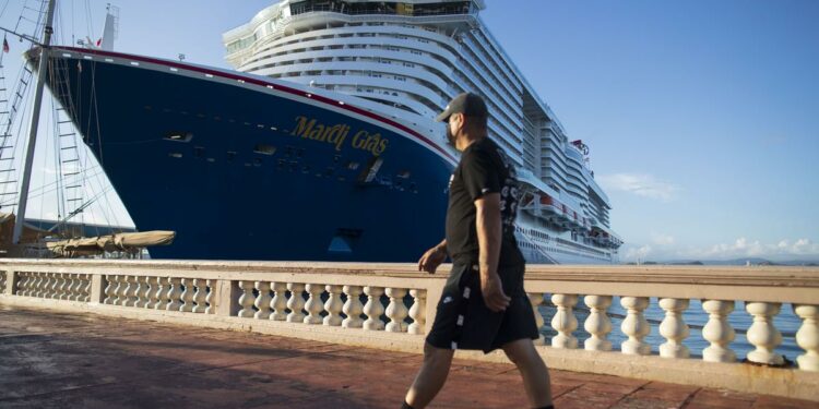 Industria turística advierte que el futuro de los cruceros en la isla es incierto