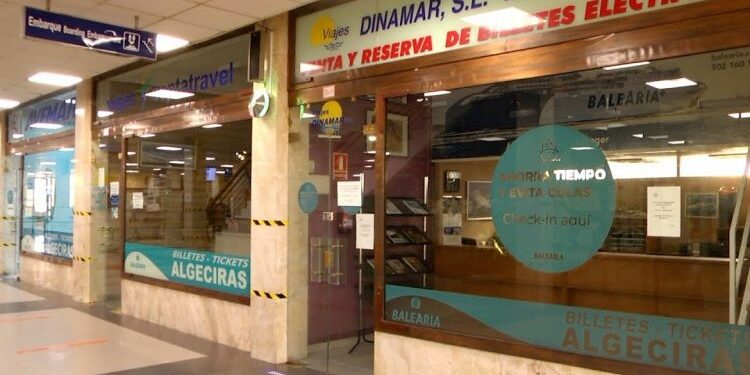 Las agencias de viajes de Algeciras y Tarifa 'a cero' tras dos años sin enlaces a Marruecos
