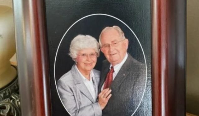 Matrimonio: Mujer de 90 años se casa con su mejor amigo a petición de su difunto esposo | Actualidad
