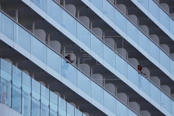 Otro crucero de naviera Crystal a la deriva con pasajeros, tras veto de Aruba