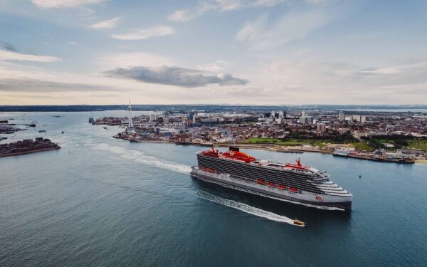 Portsmouth presenta modernización para recibir a mayoría de cruceros en Gran Bretaña