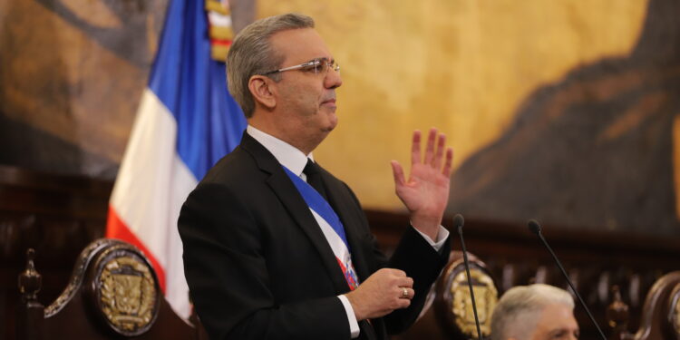 Presidente Abinader destaca desarrollo de 47 nuevos proyectos turísticos, 9,423 habitaciones y 1,700 millones de dólares en inversión