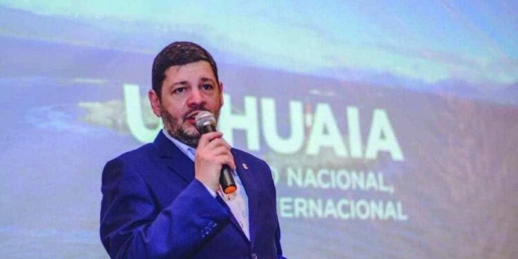 Promocionarán en Colombia Ushuaia como destino turístico