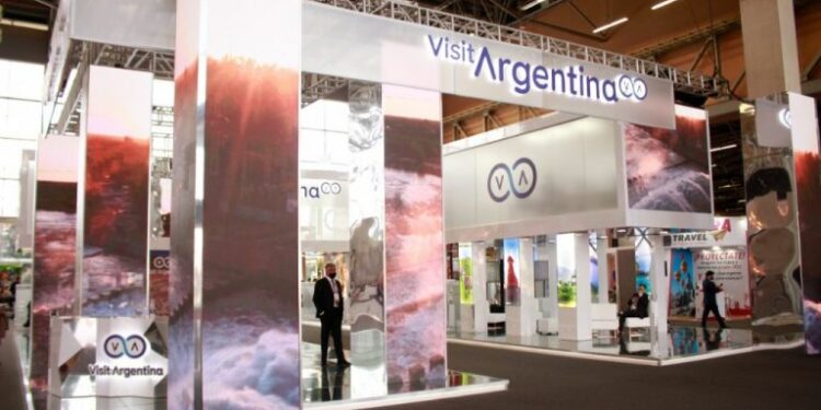 Río Negro promociona sus atractivos y destinos en la Feria de Turismo más importante de Colombia | Bariloche Opina