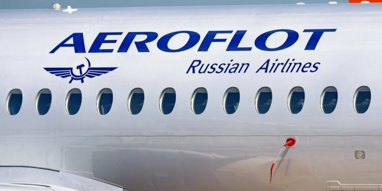Rusia y Reino Unido cierran mutuamente sus espacios aéreos tras invasión de Ucrania