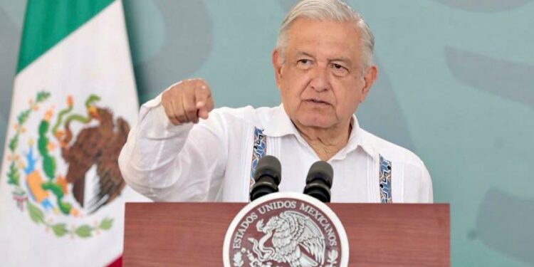 Si avión no se vende, pasará a empresa de Sedena