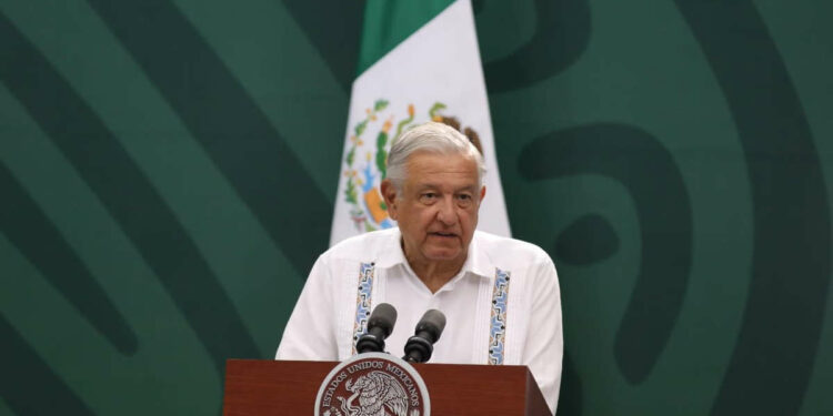 Si no se vende, avión presidencial se rentaría para viajes a familias o empresas: AMLO