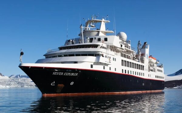 Silversea vende el Silver Explorer a nueva compañía Exploris