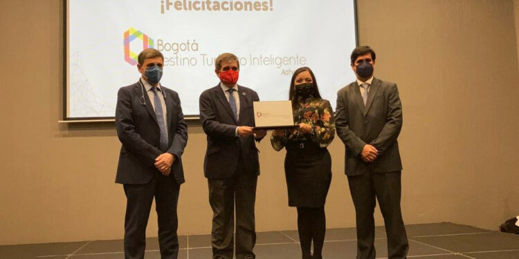 Tercer destino turístico inteligente internacional acreditado por Segittur