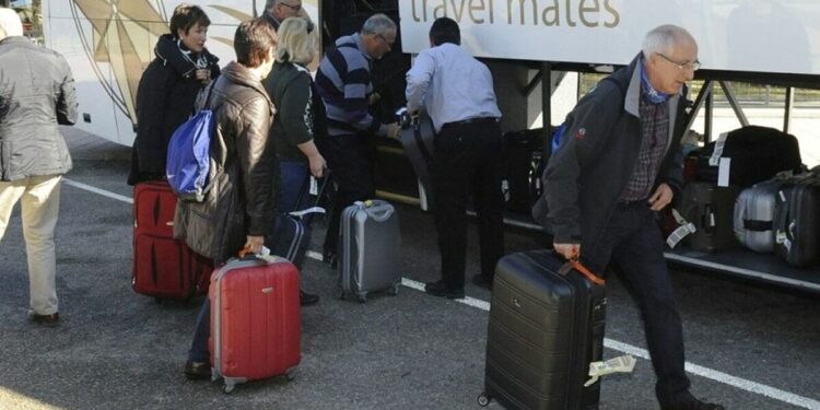 Viajes del Imserso: quines pueden viajar sin estar jubilado y cules son los requisitos