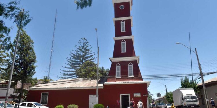 Vicuña celebra aniversario con acento en el turismo y obras sociales