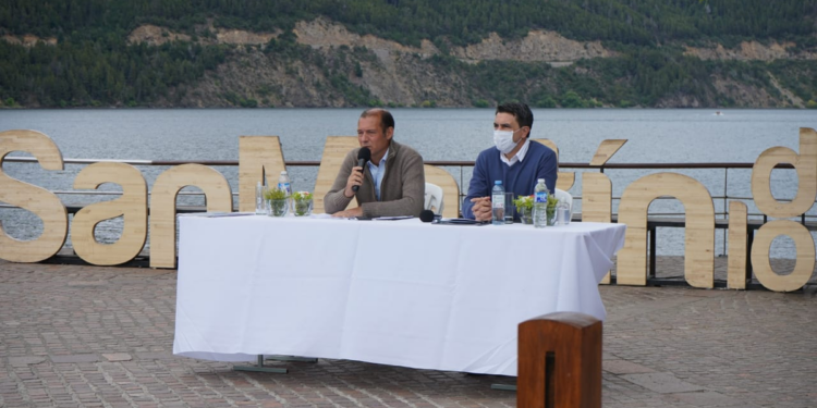 la visita de Omar Gutiérrez