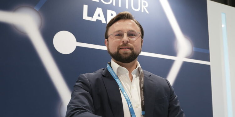 Victor Tofan, hotelero y Strategic Sales executive manager de Cloudbeds