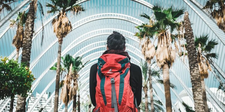 ¿Viajar es tu sueño? Aquí puedes trabajar para ser el siguiente travel influencer